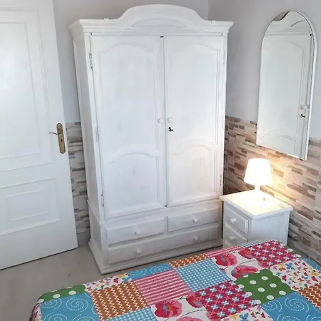 Semesterbostad House-bungalow-apartment Costa Adeje *